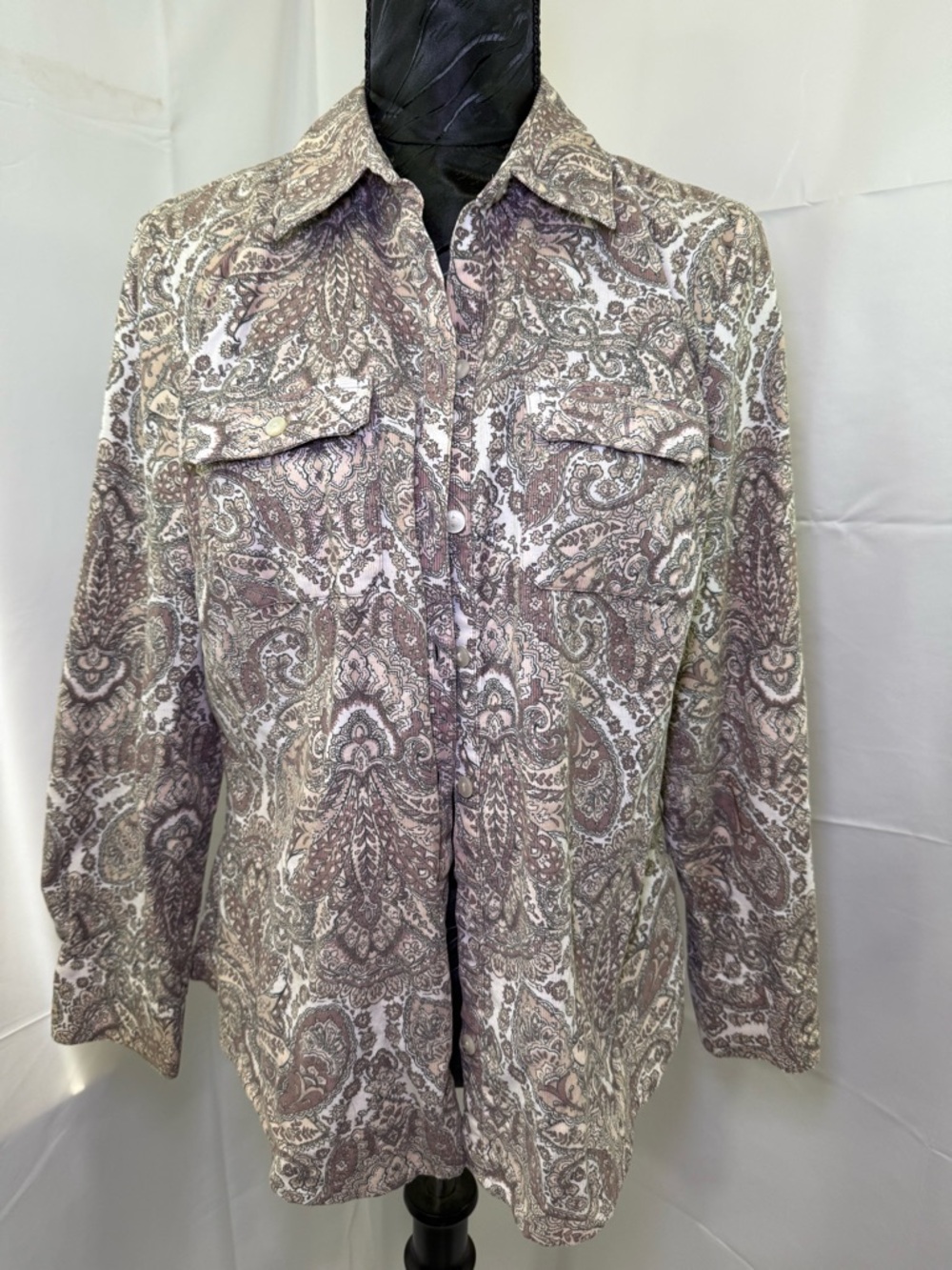 Croft & Barrow Paisley Top in Taupe and Cream